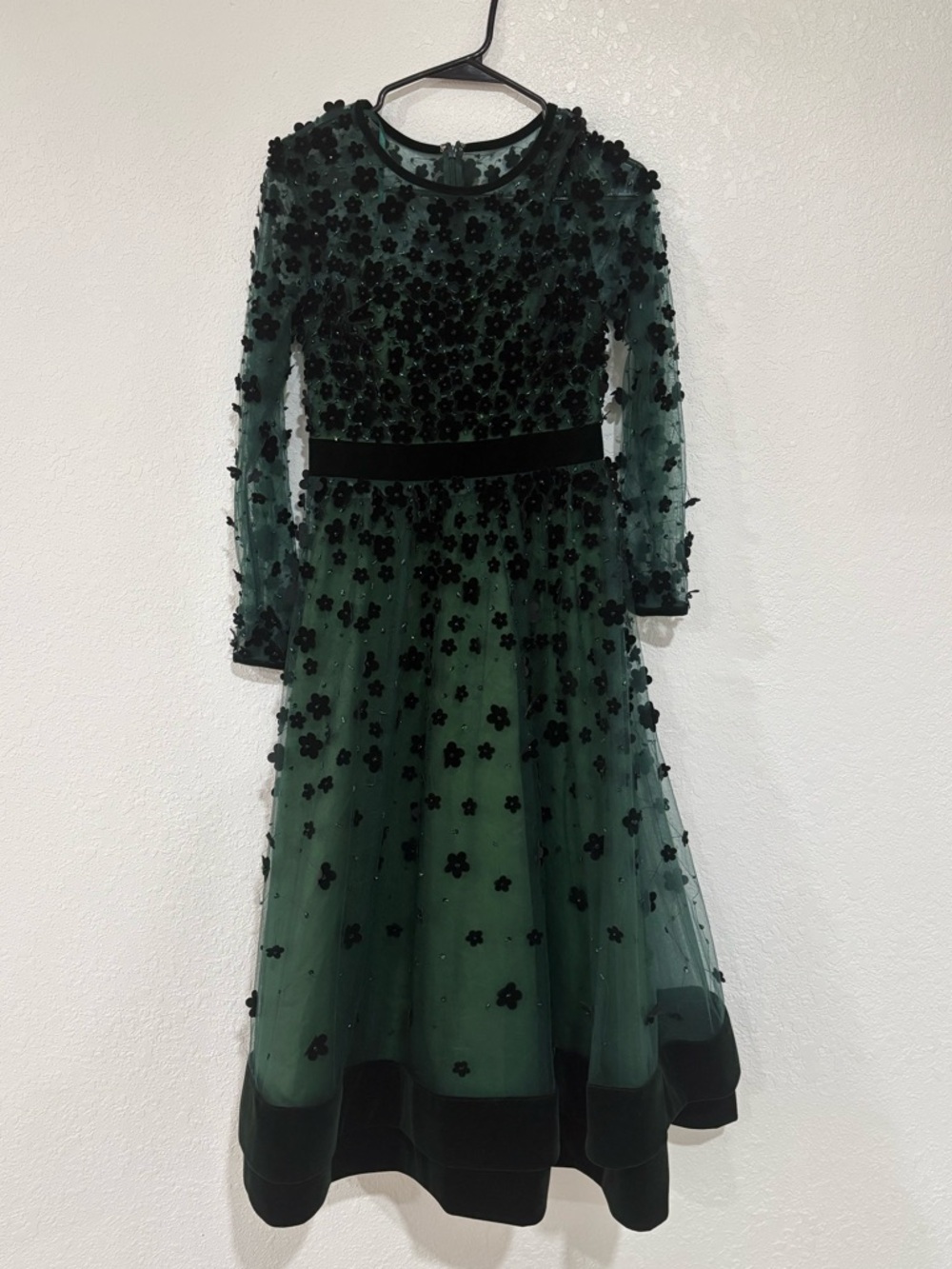 Mac Duggal Green Midi Long Sleeve Dress 67007 Size 2 NWT - Picture 3 of 6
